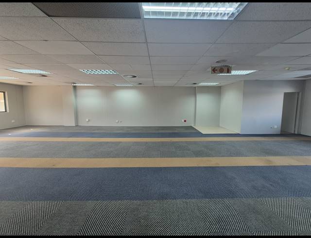 158M² OFFICE TO LET IN WOODMEAD
